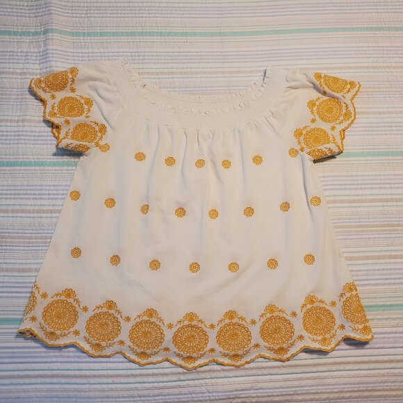 Skies are Blue Size Small White and Yellow/gold off the shoulder top - Picture 1 of 8